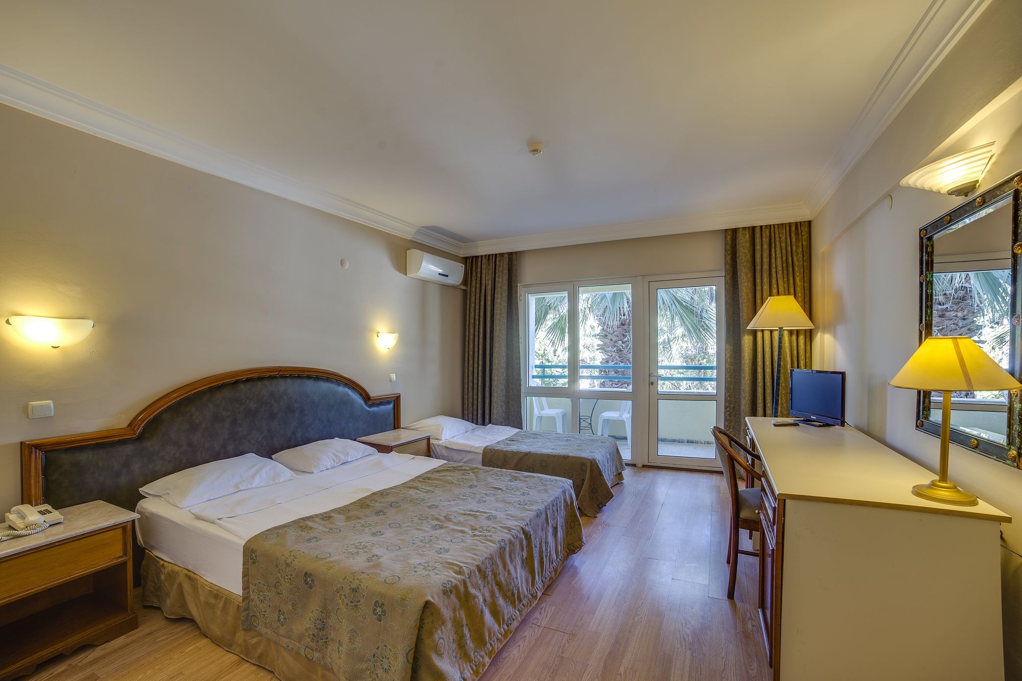 La Santa Maria Hotel Kusadası Eksteriør bilde